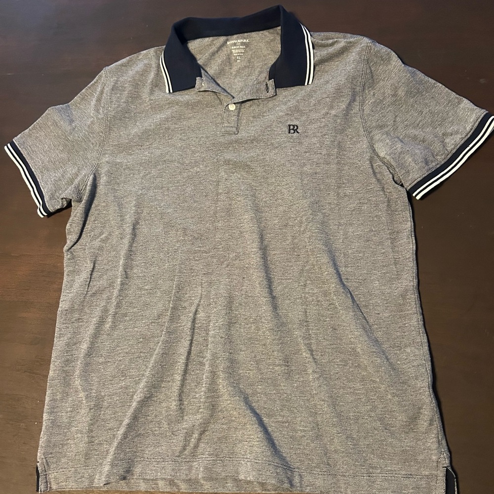 Banana Republic Gray Polo with Black Collar